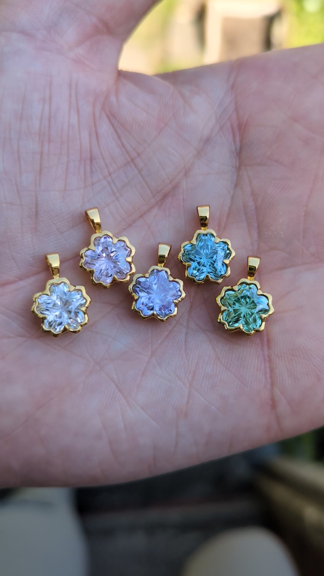 Sakura pendant Clear
